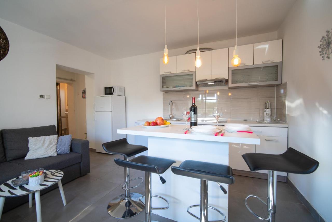 Apartman Zara มาทุลยี ภายนอก รูปภาพ